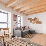 Charming Townhouse With Parking In 拉拉古纳
