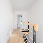 度假居 Charming Townhouse With Parking In *
