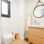 度假居 Charming Townhouse With Parking In